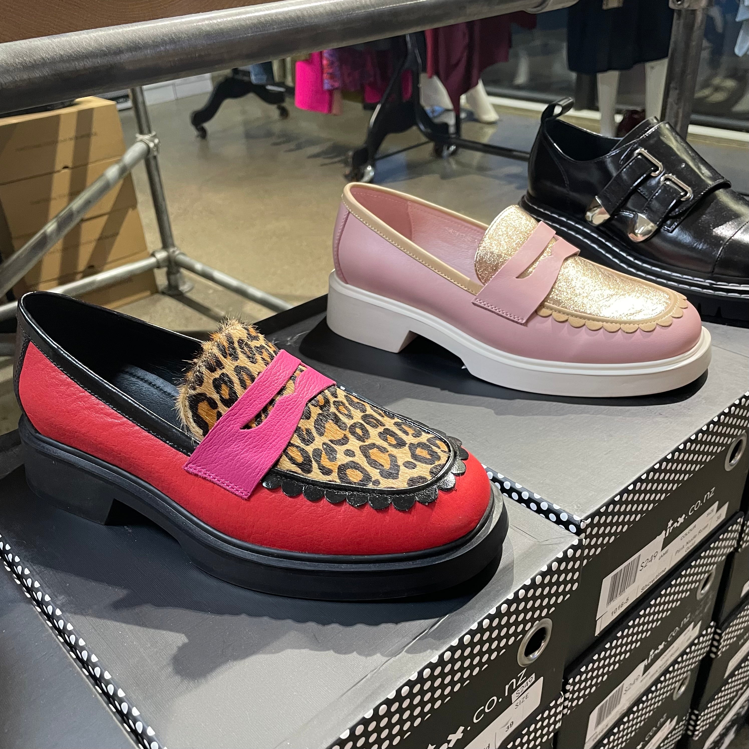 Showtime Loafer - Pink Nude / Rose Gold