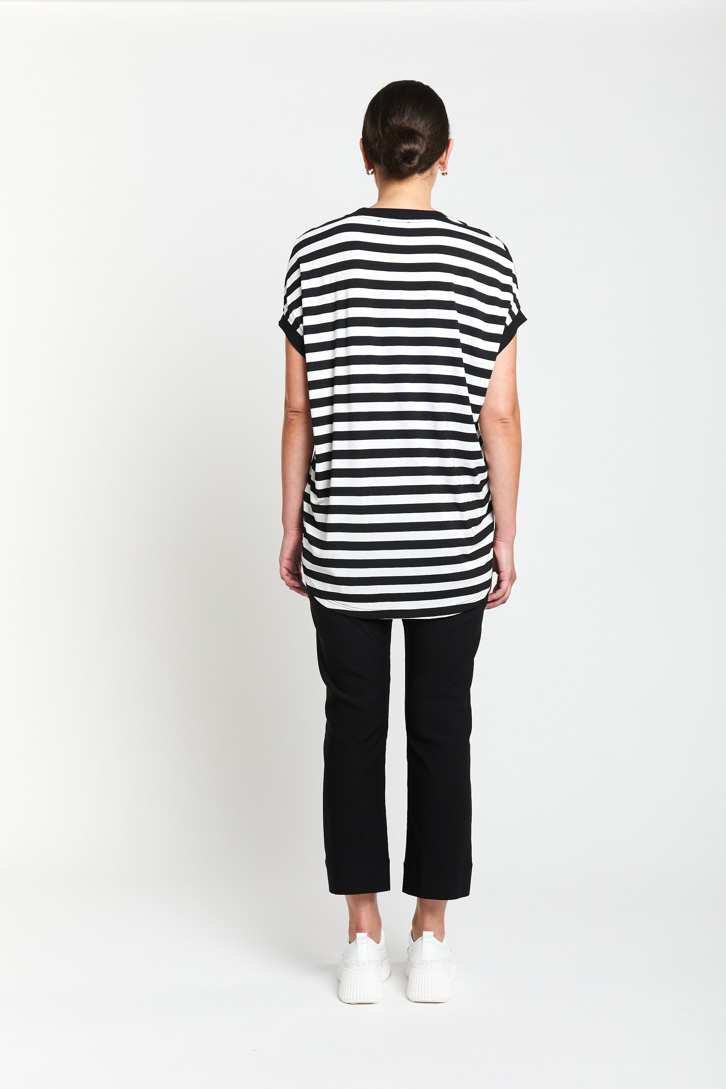 So What Cocoon Tee - Black / White