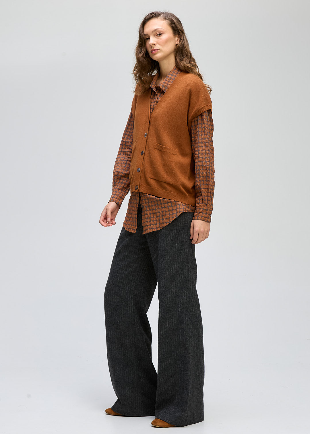 Button Vest - Nutmeg