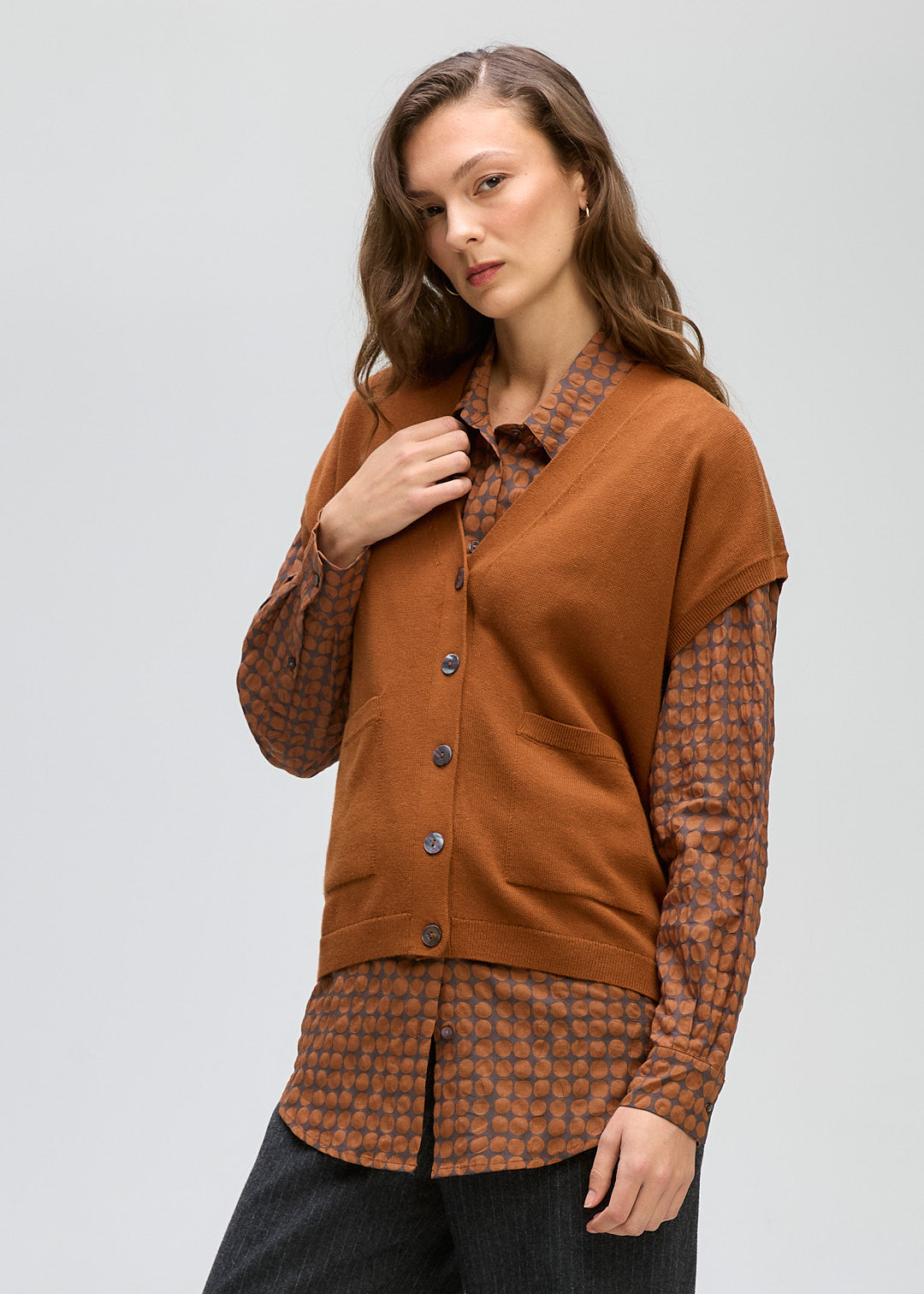 Button Vest - Nutmeg