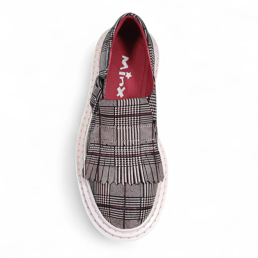 Minx Cameo Fringe - Bordo Blush Tartan