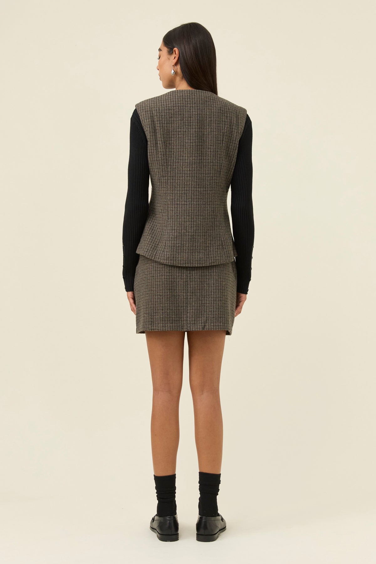 Isle of Mine Cassidy Vest - Charcoal