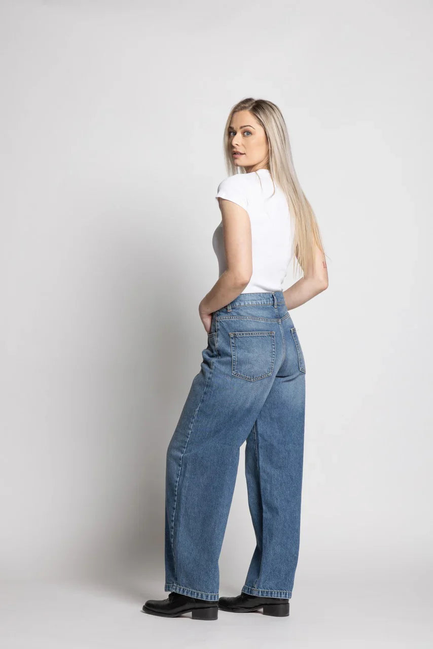 Larrie Baggy Jean - Talea Wash
