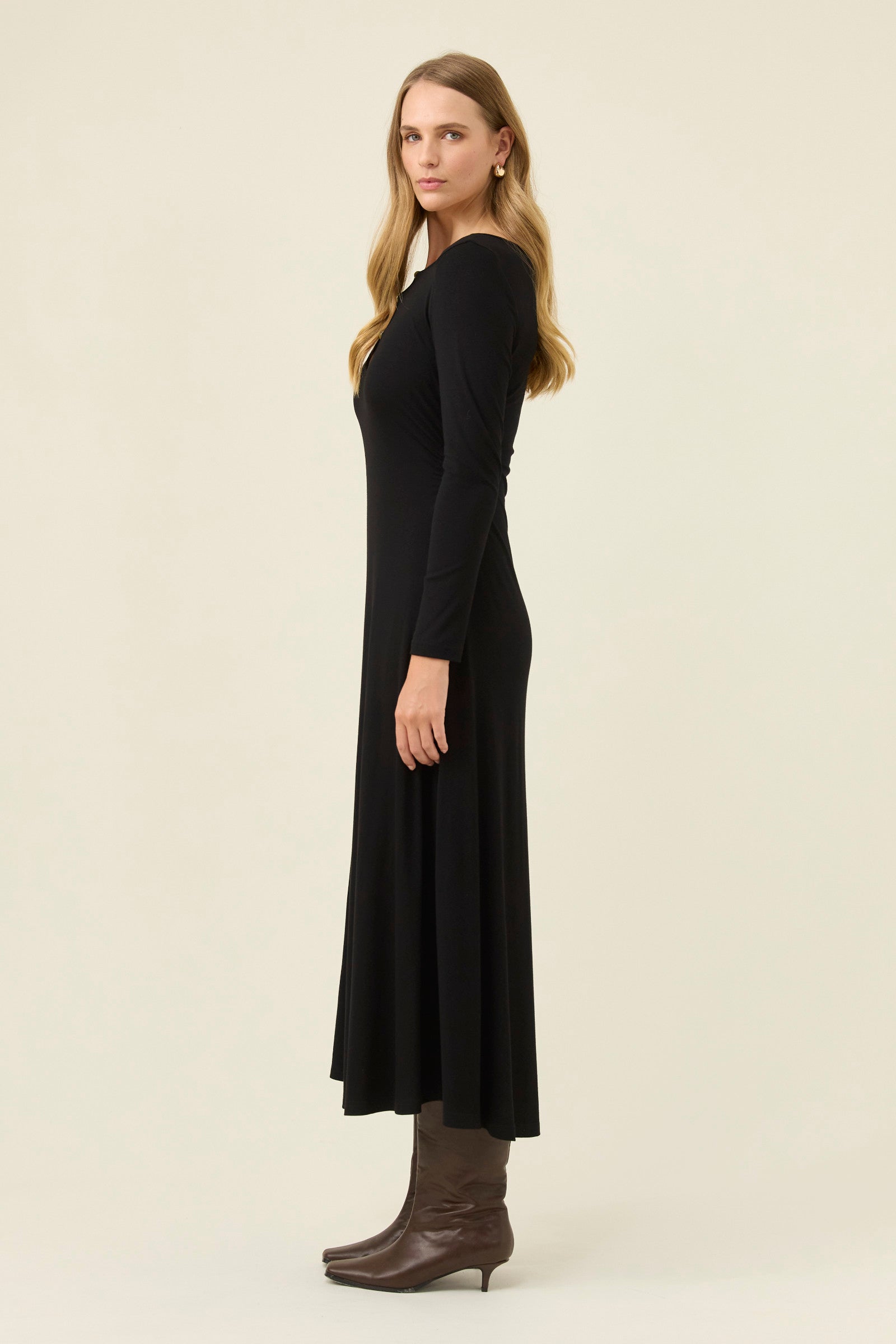 Naria Bead Dress - Onyx