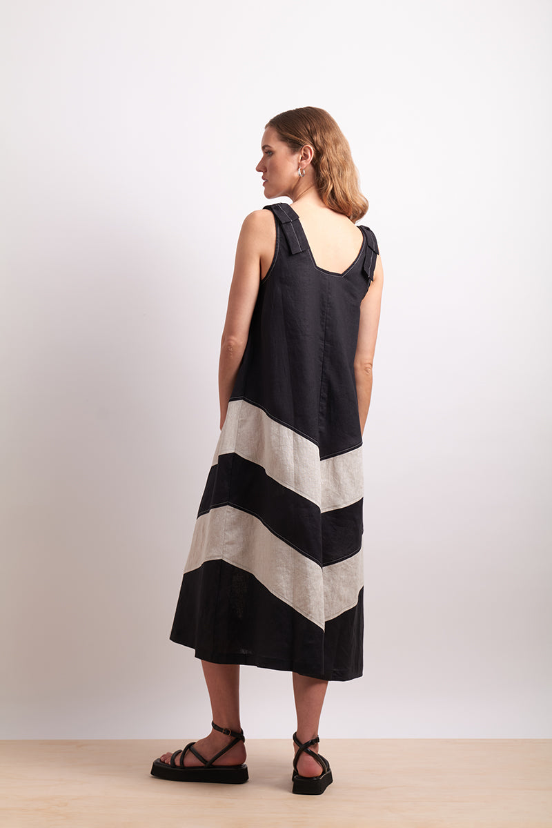 The Mixer Dress - Black Sesame