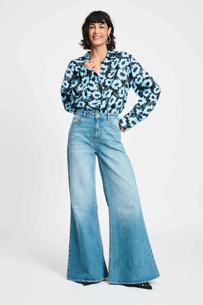 Wild Flowers Blouse - Blue SNEAK PREVIEW (WINTER 2026)