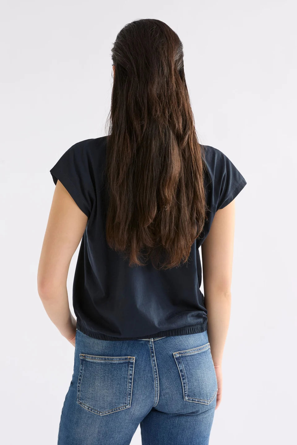 Elk Kruis Tee - Space Blue