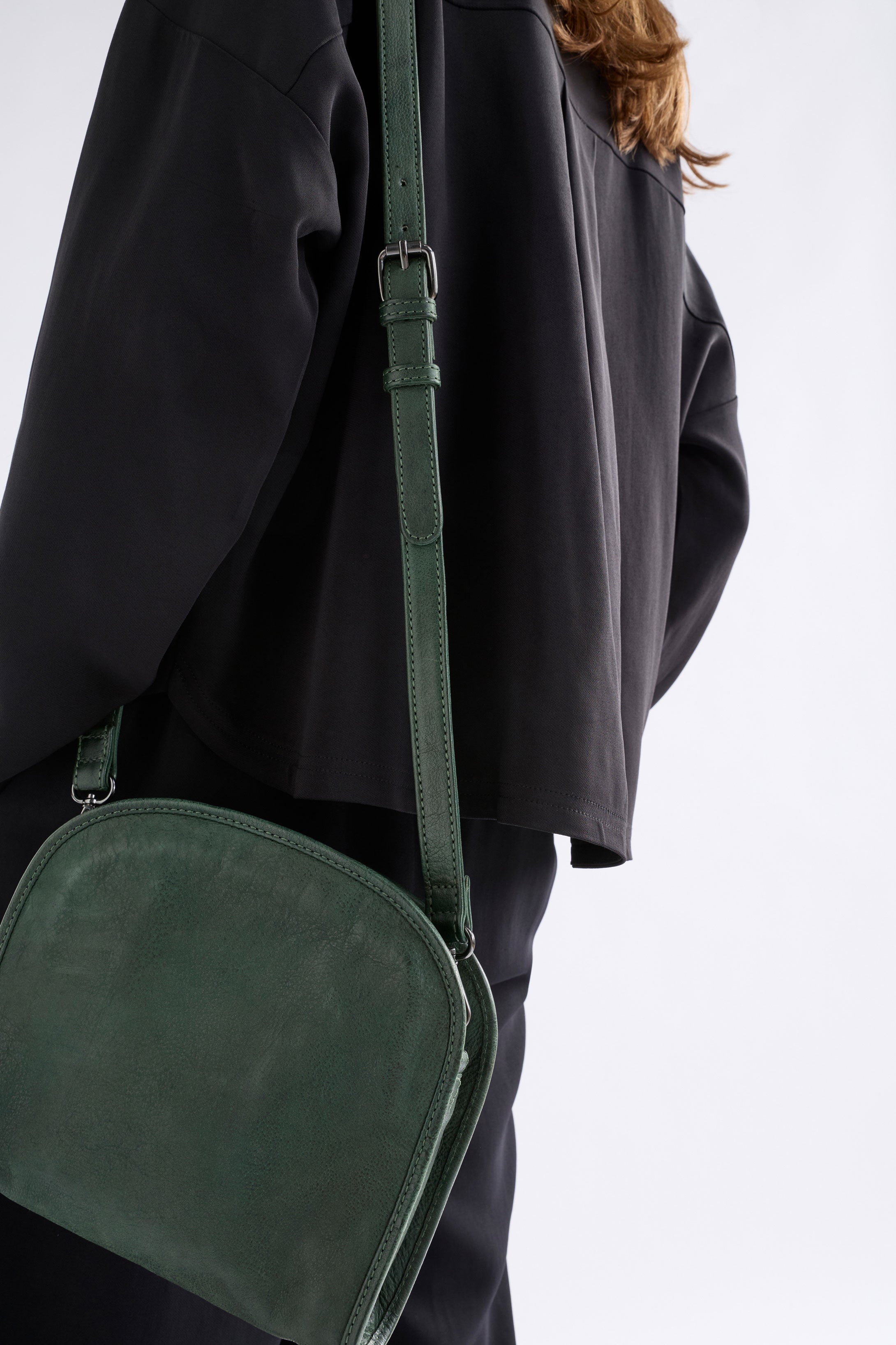 Kurva Crossbody Bag - Forest Green