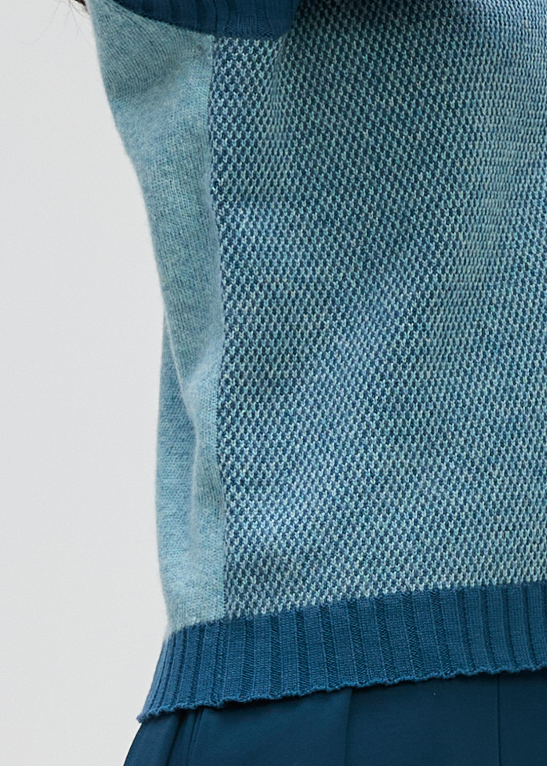Pattern Vest - Sea Foam