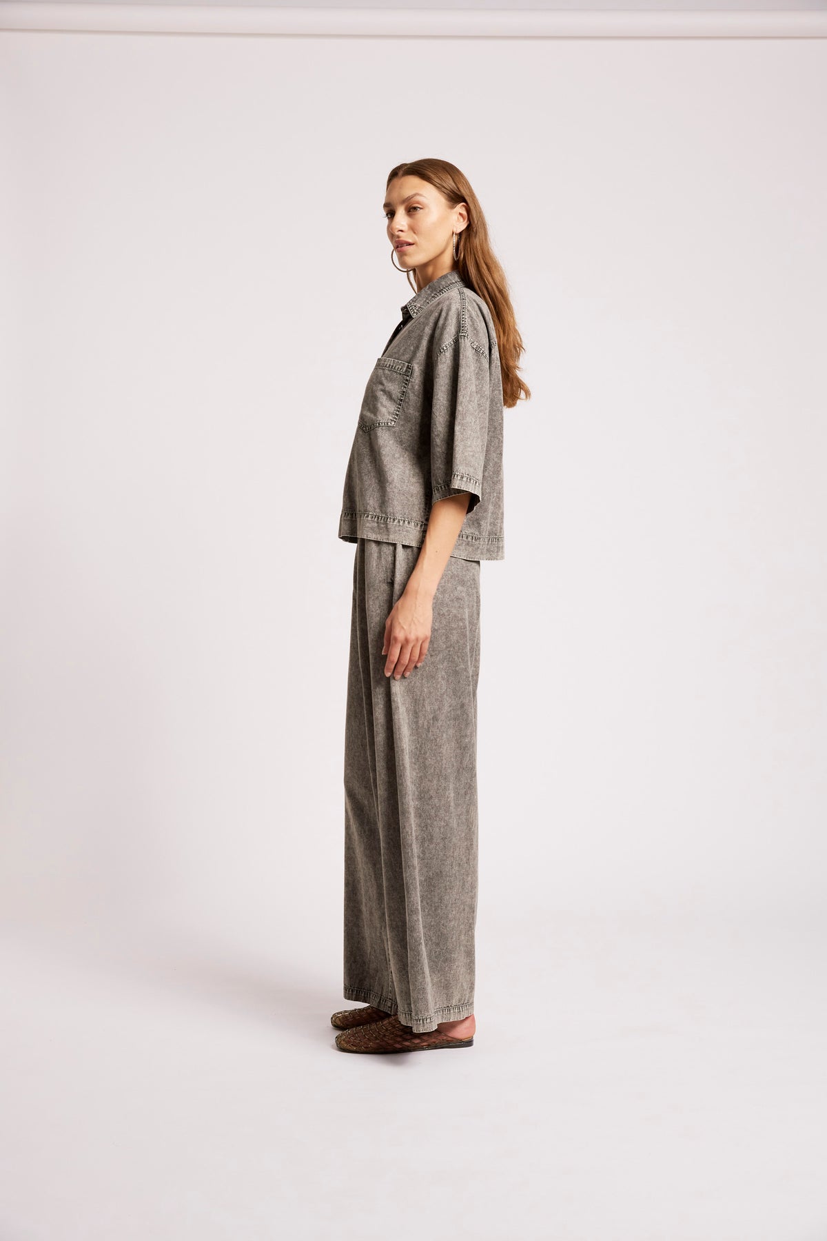 Eb + Ive Roam Shirt - Ash