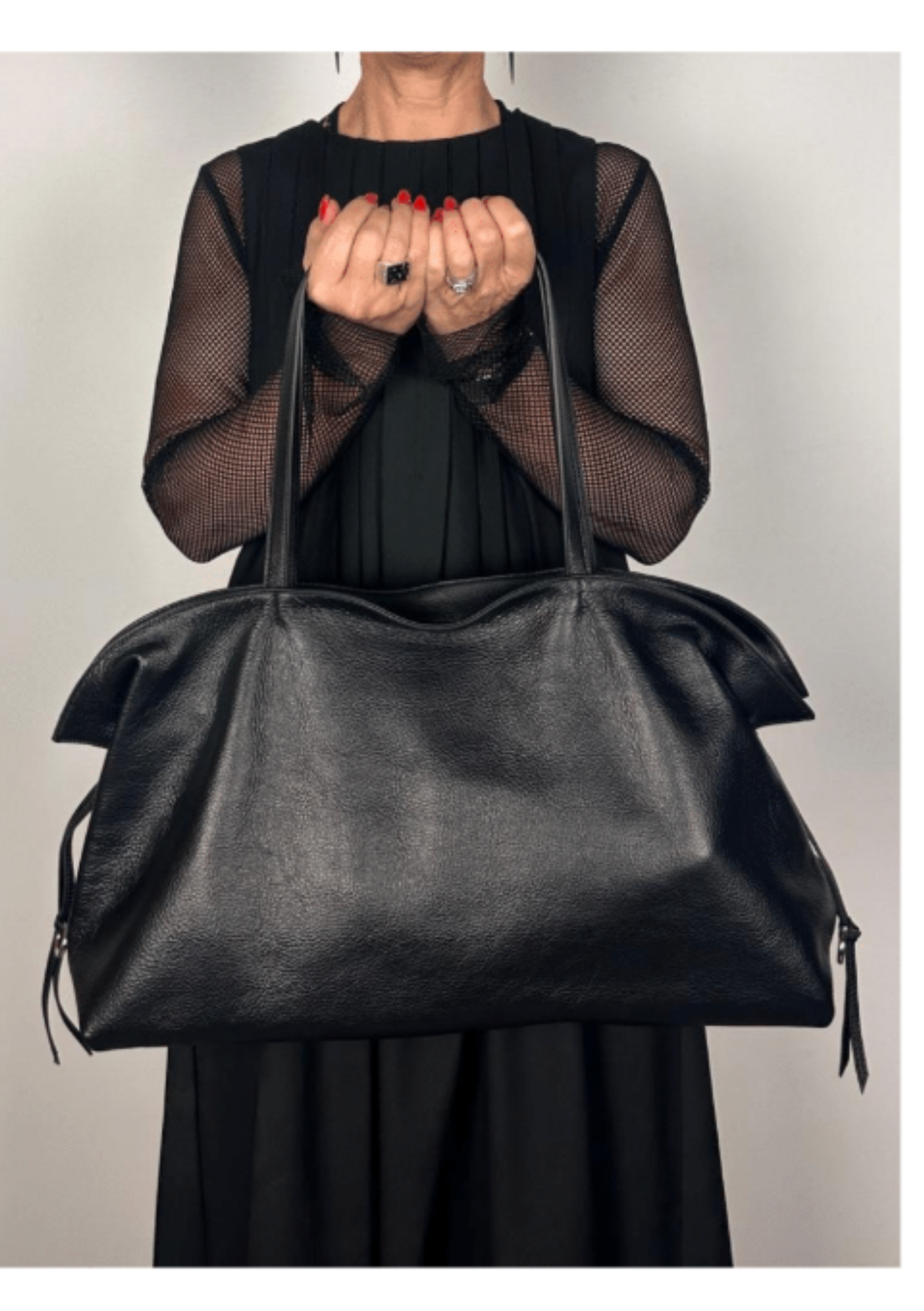 Minx Romano Shoulder Bag - Black