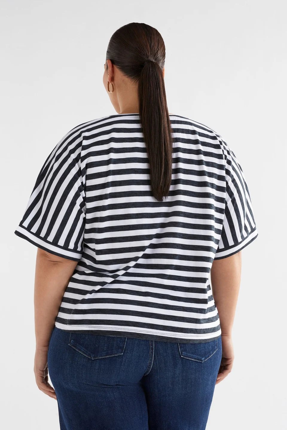 Elk Seter Tee - Black / White