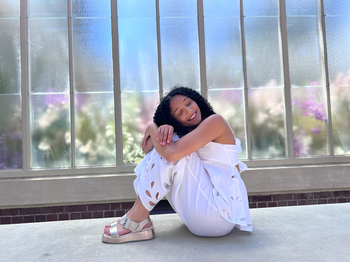 Zen Sandal - Platinum Metallic