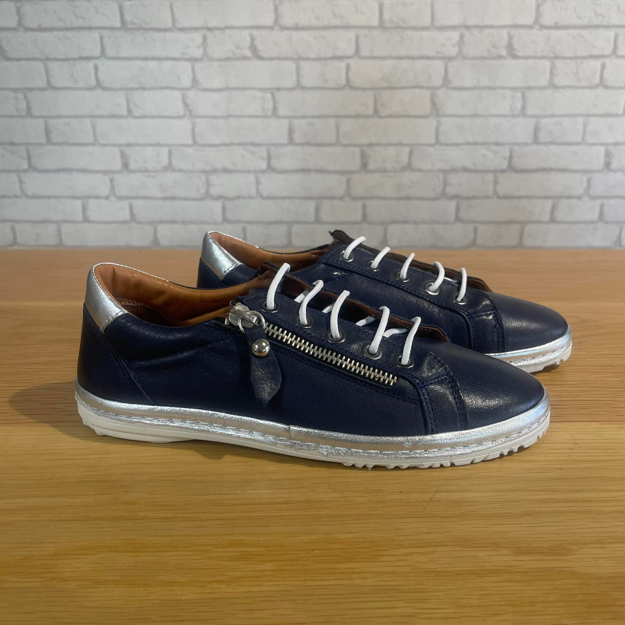 CLEARANCE Paloma Sneaker - Navy / Silver // LAST PAIR SIZE 36