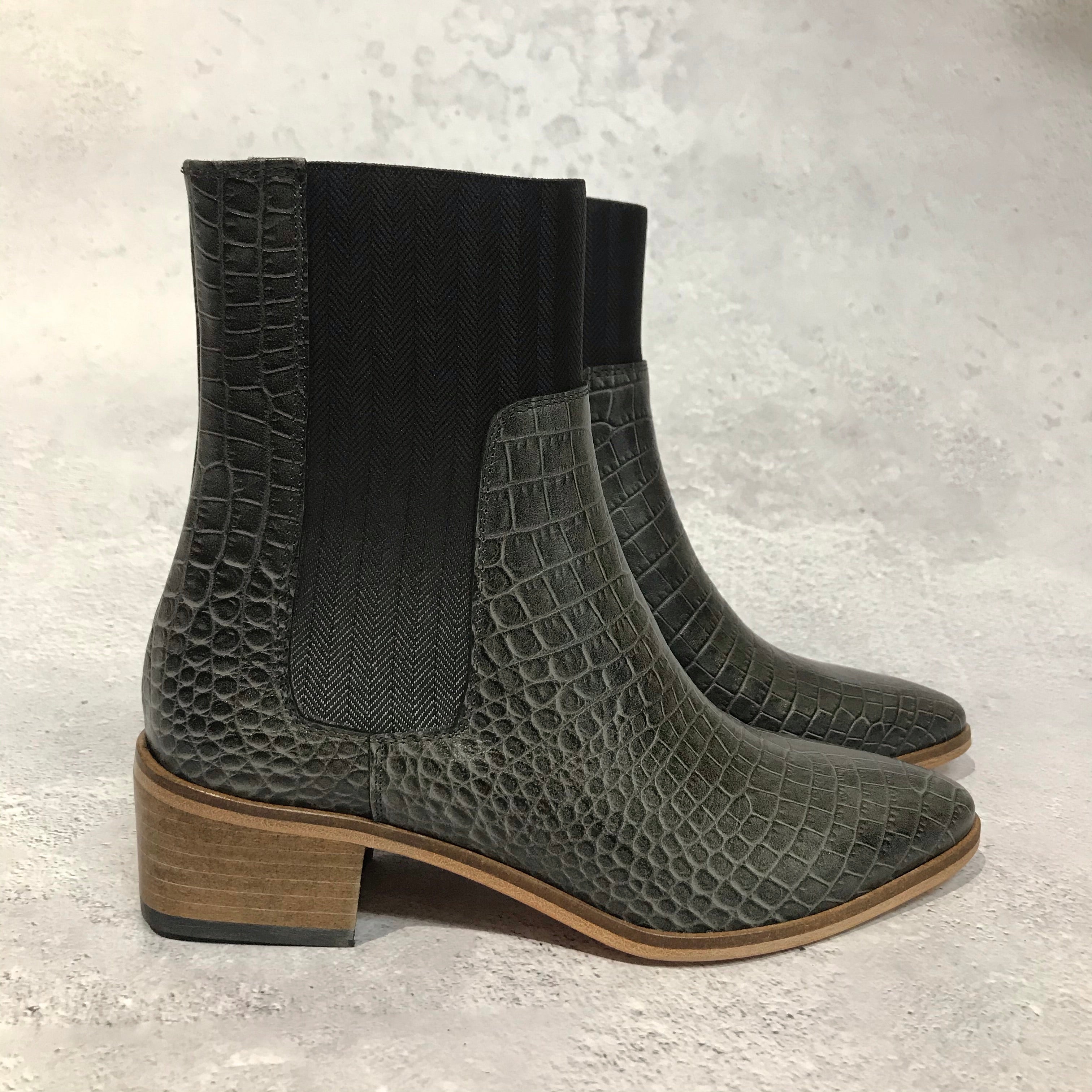 CLEARANCE Winter Ankle Boots - Grey Penelope Croc