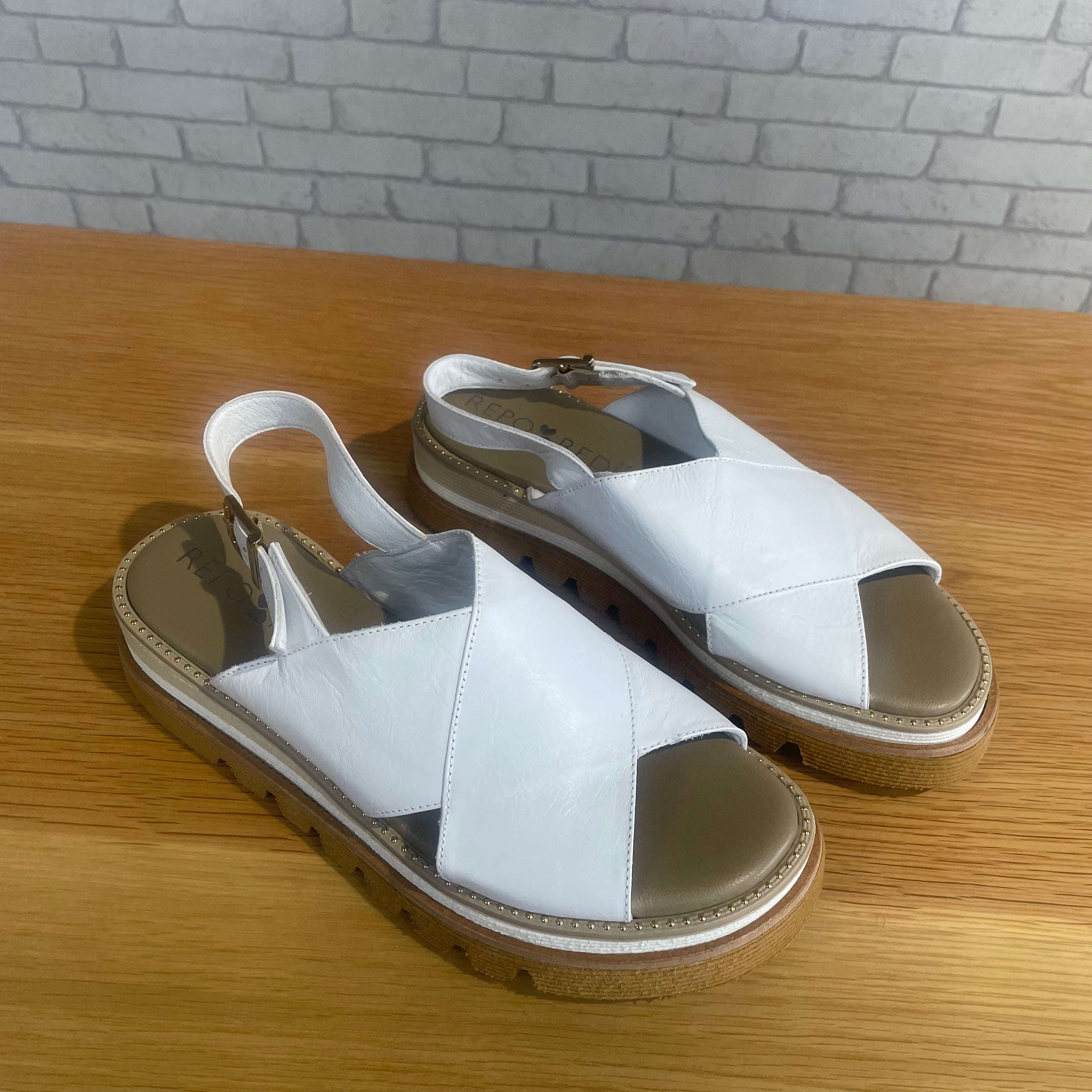CLEARANCE Crossover Sandal - Bianco