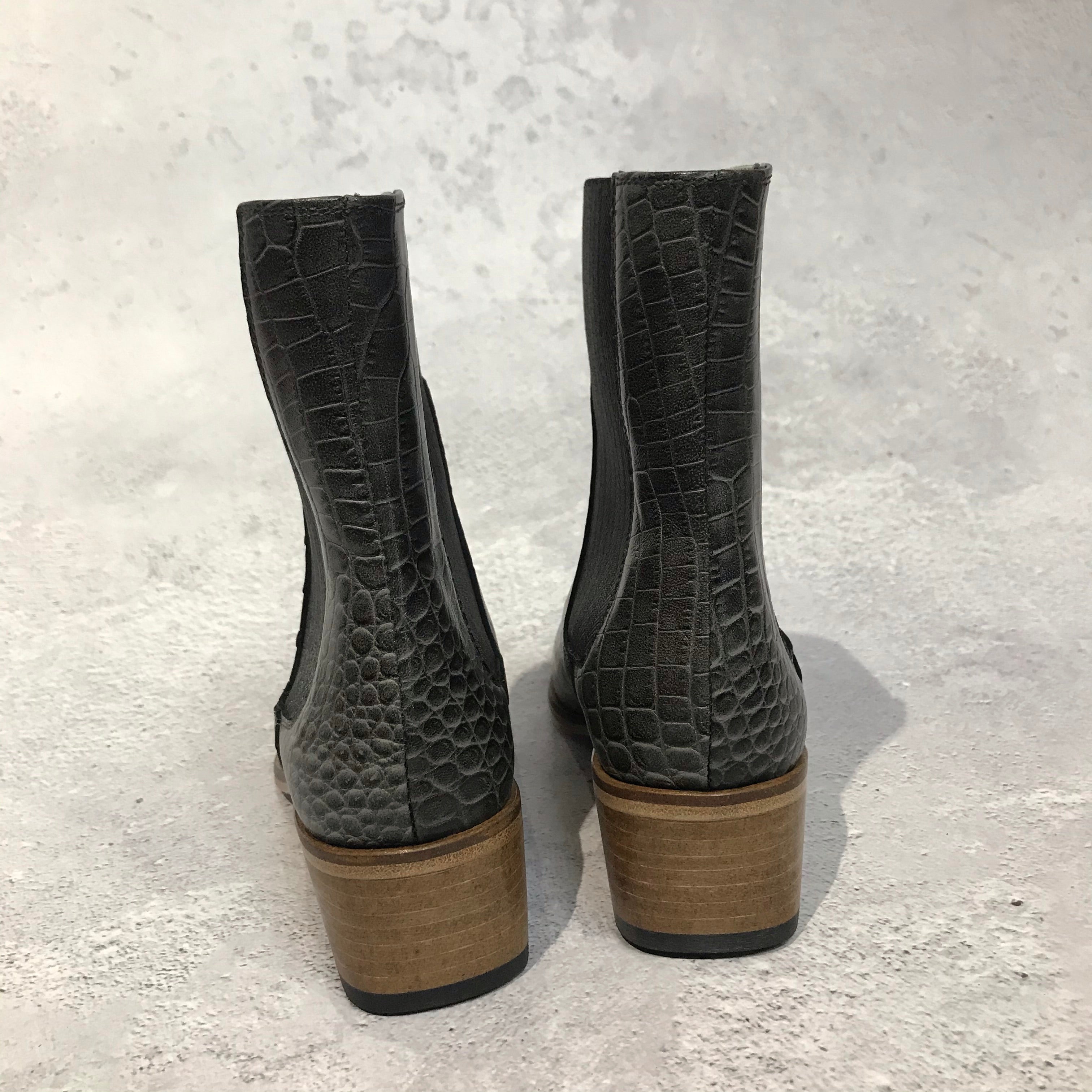 CLEARANCE Winter Ankle Boots - Grey Penelope Croc