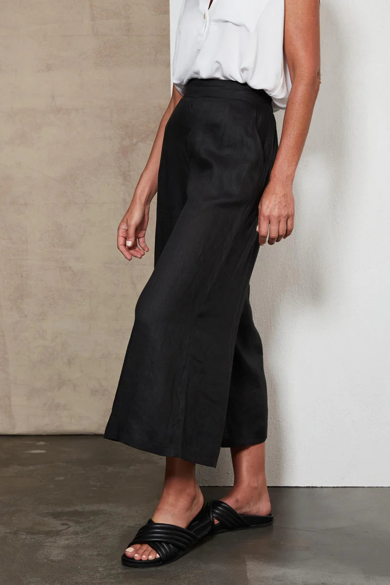 Studio Crop Pants - Ebony