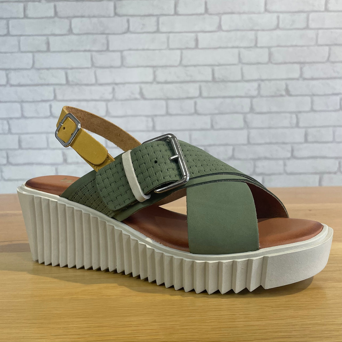 Wikers Trace Sandal - NBK Oliva