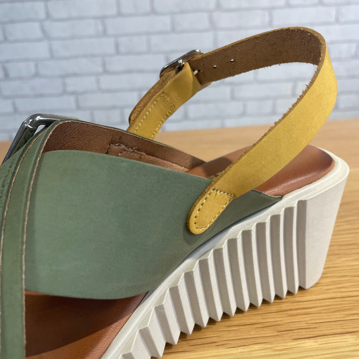 Wikers Trace Sandal - NBK Oliva