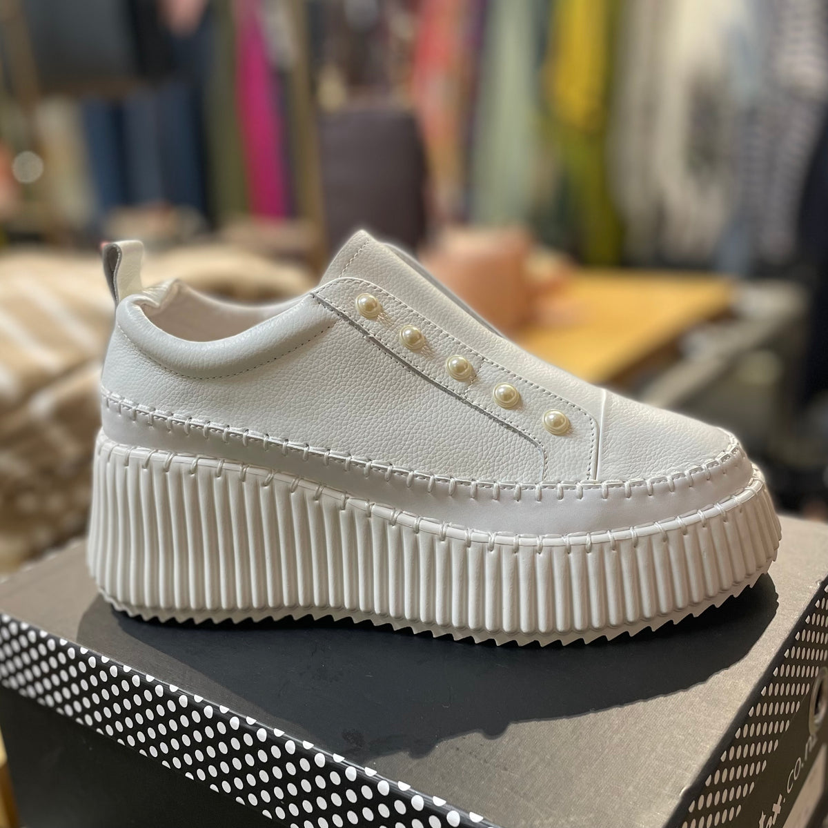 Minx Pearlzie Boost Sneaker - White Milled