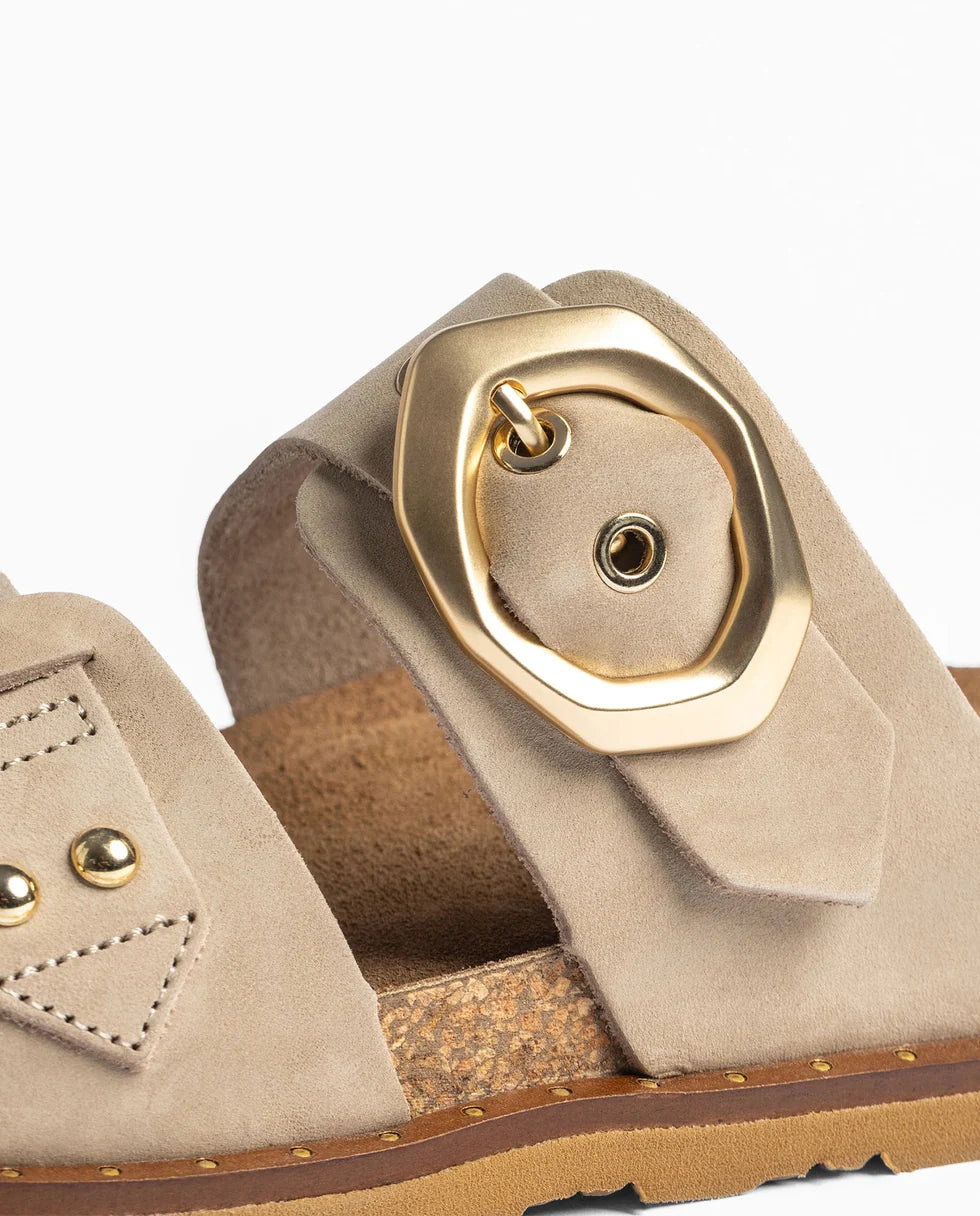 Bolus Flat Sandal - Nobuck Sand