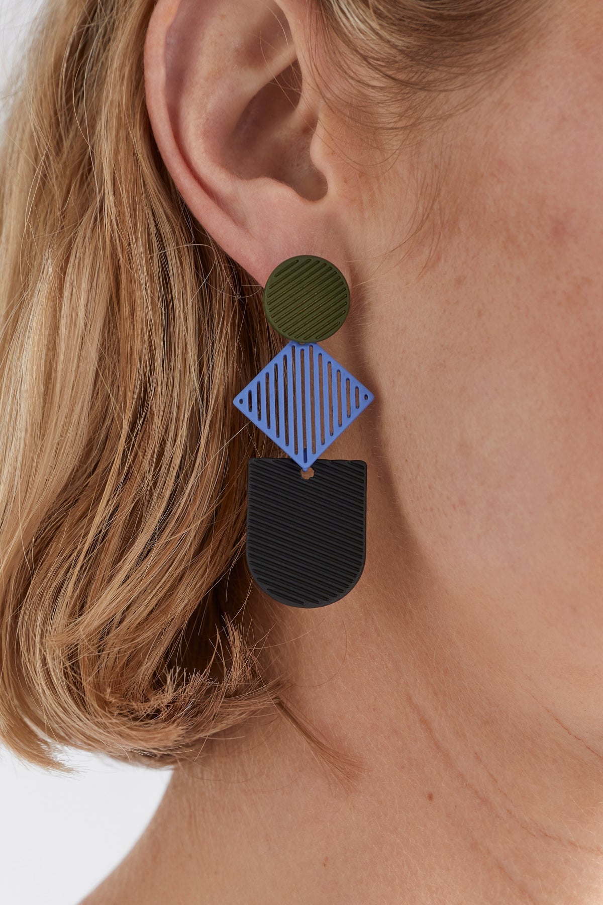 Elk Ovek Earrings - Dark Citronelle