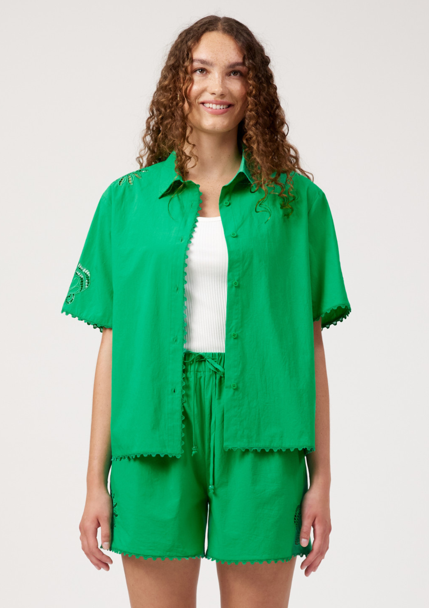 Larissa Broderie Shirt - Green
