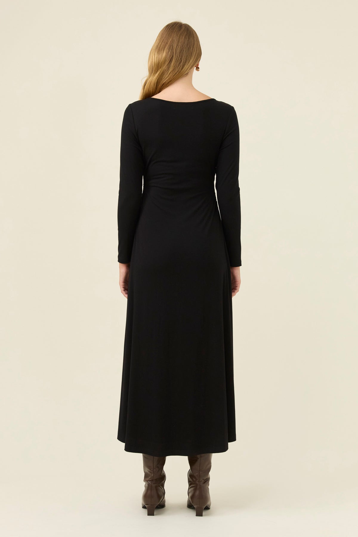 Isle of Mine Naria Bead Dress - Onyx