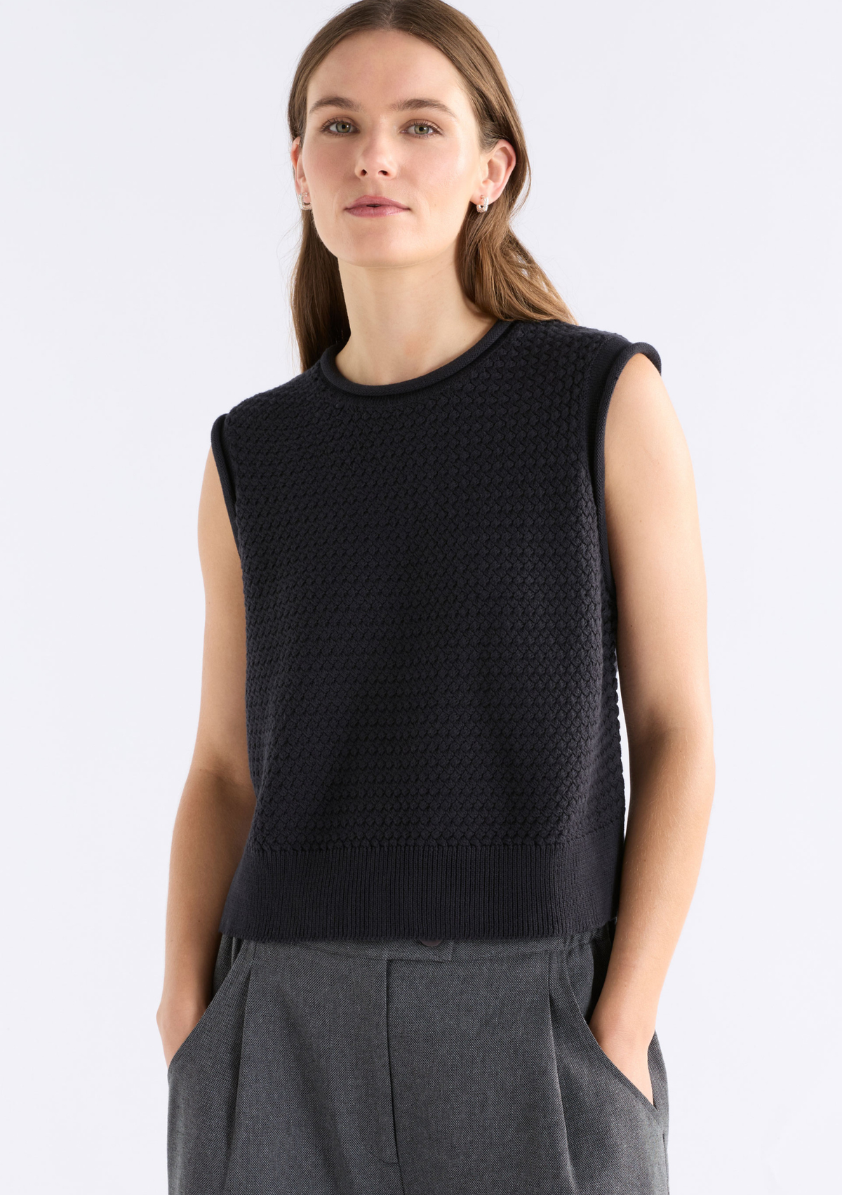 Elk Naya Knit Vest - Black