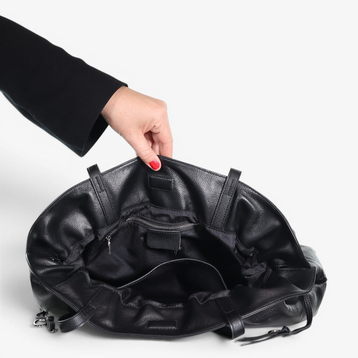 Minx Romano Shoulder Bag - Black