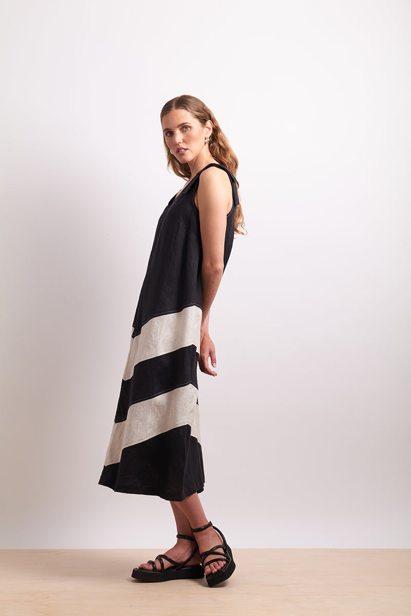 The Mixer Dress - Black Sesame