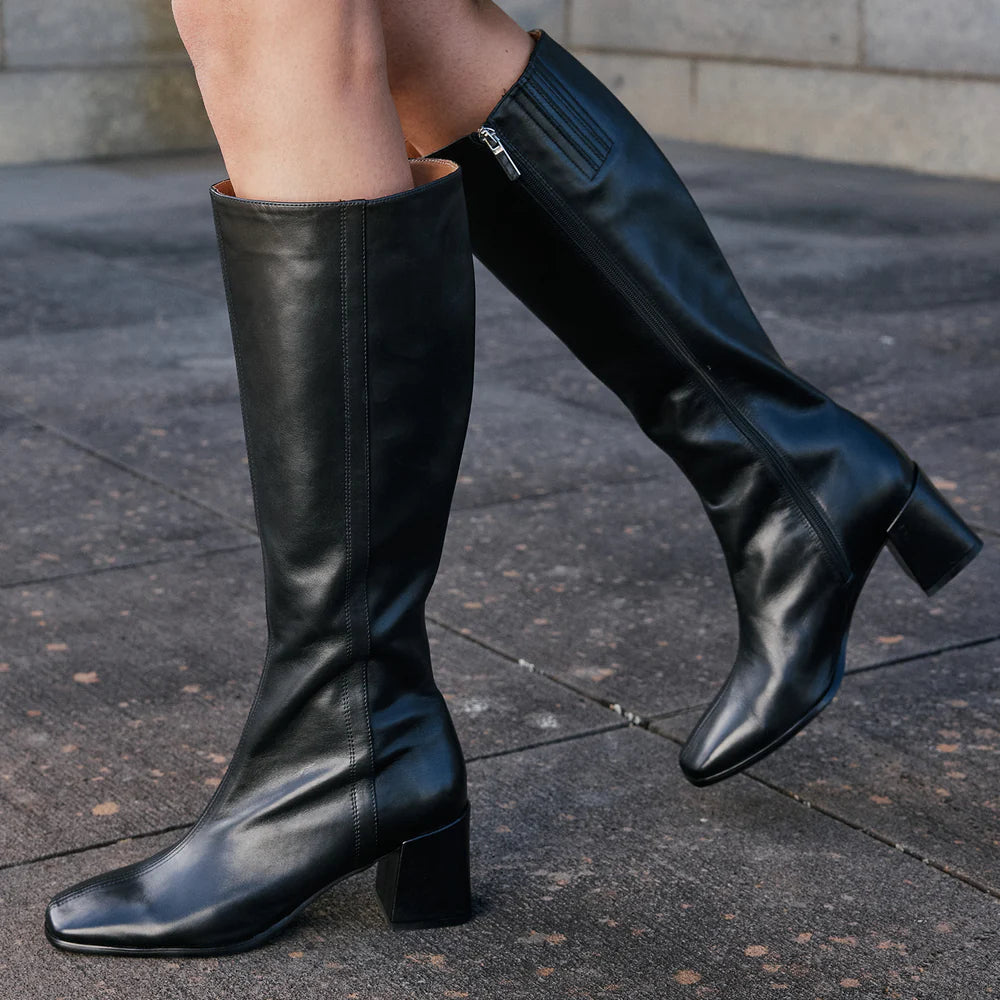 Verina Knee High Boot - Black
