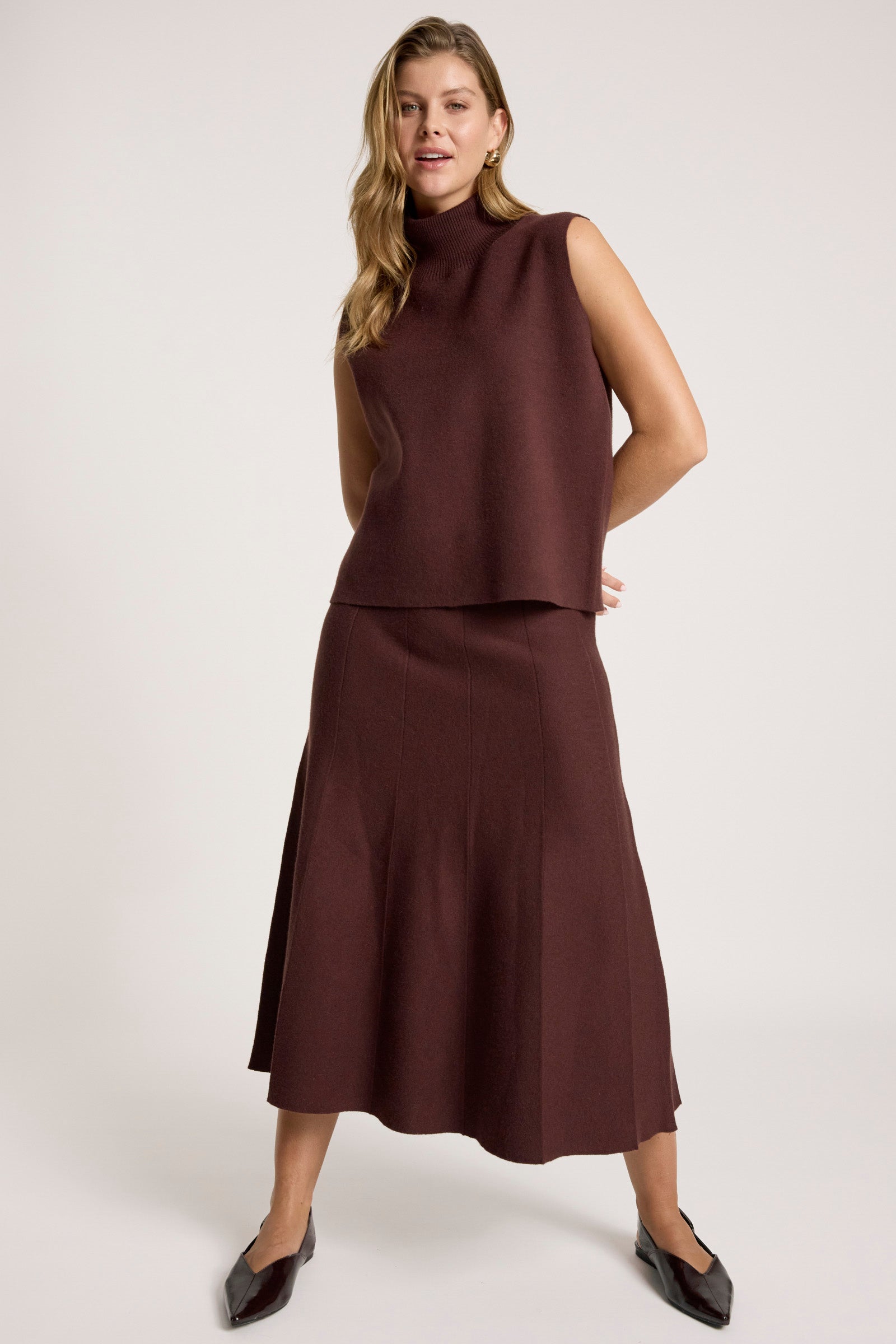 Zala Knit Vest - Mahogany