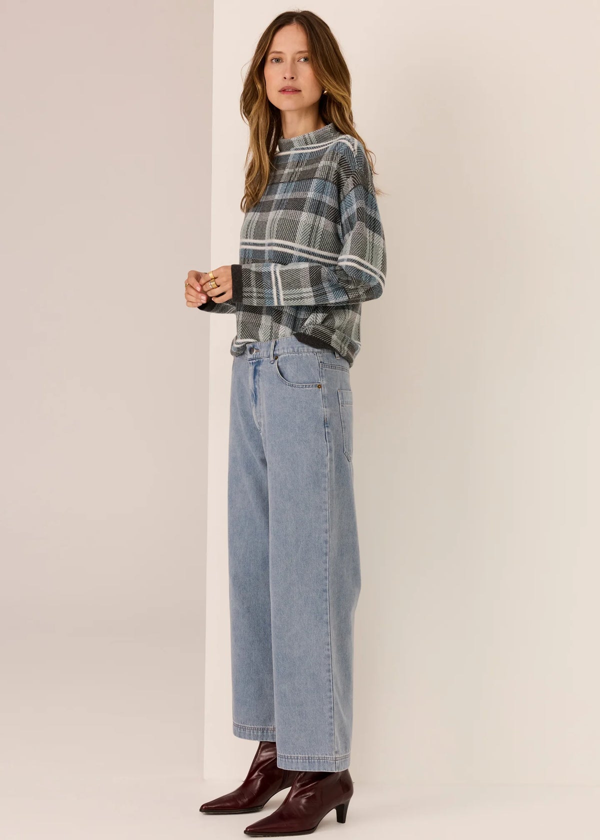 Pol Andie Cropped Jean - Blue Wash