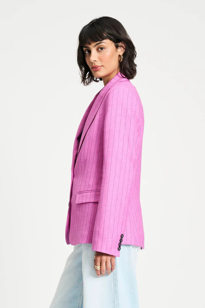 Striped Blazer - Rose Doux SNEAK PREVIEW (WINTER 2026)