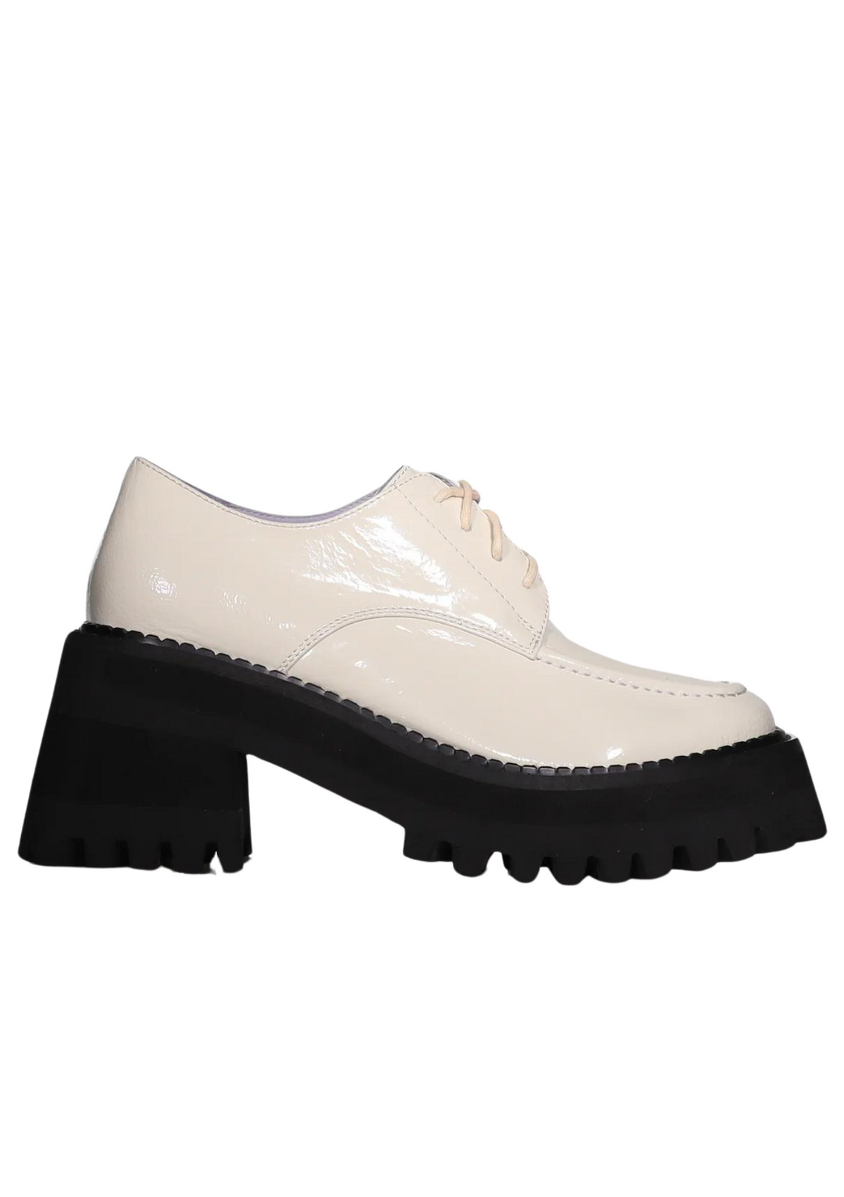 Minx CLEARANCE Boss Brogue - Ivory Crinkle Patent