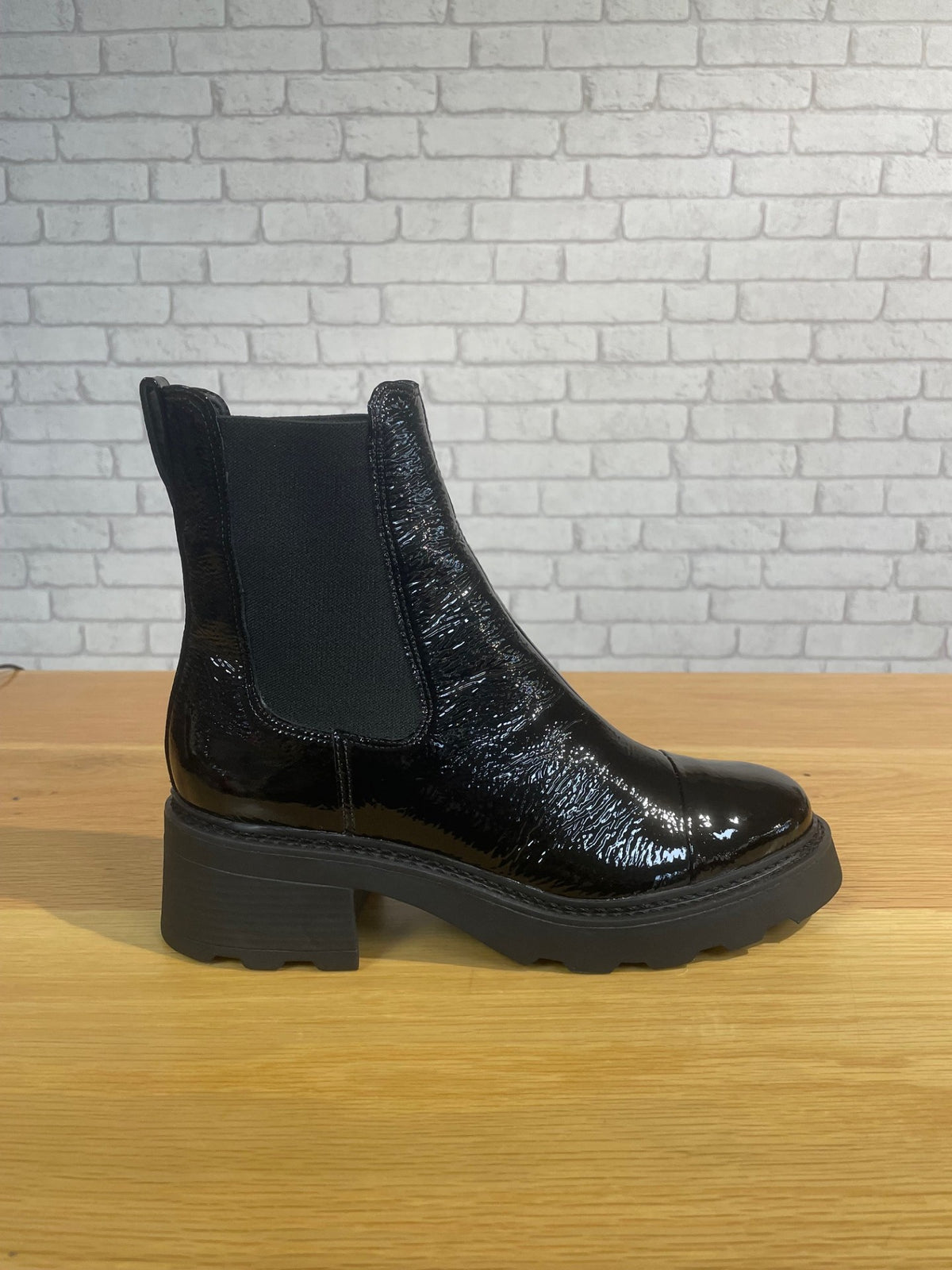 Carrano Verniz Boots - Show Black