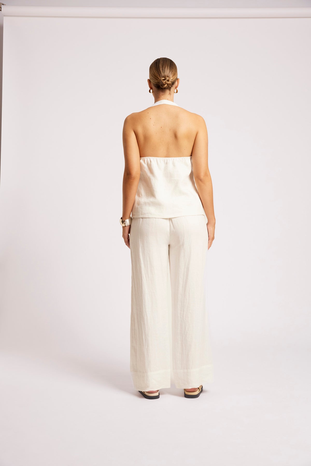 Eb + Ive Maris Halter Vest - Tusk