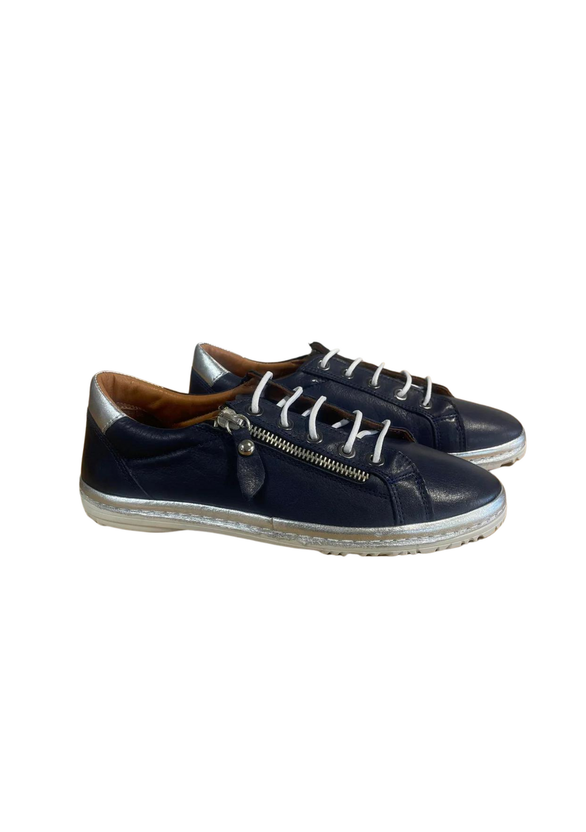 Nu x Neo CLEARANCE Paloma Sneaker - Navy / Silver // LAST PAIR SIZE 36