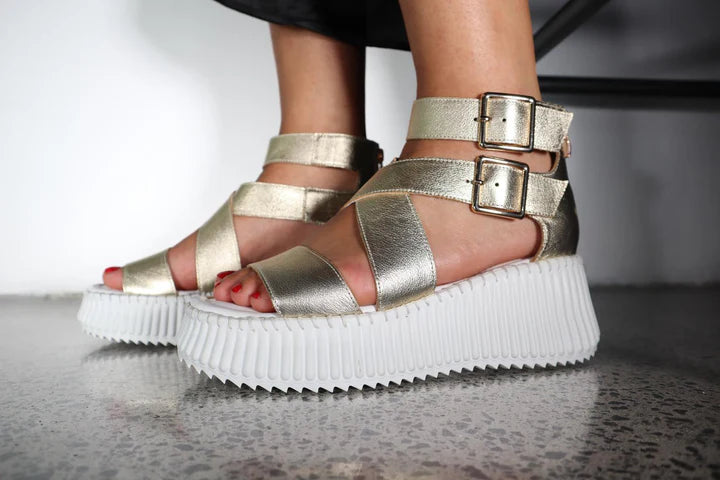 Plaza Sandal - Soft Gold