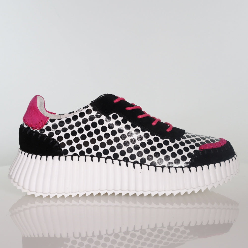 Rizz Sneaker - White Black Spot / Pink – Mirror Mirror Boutique