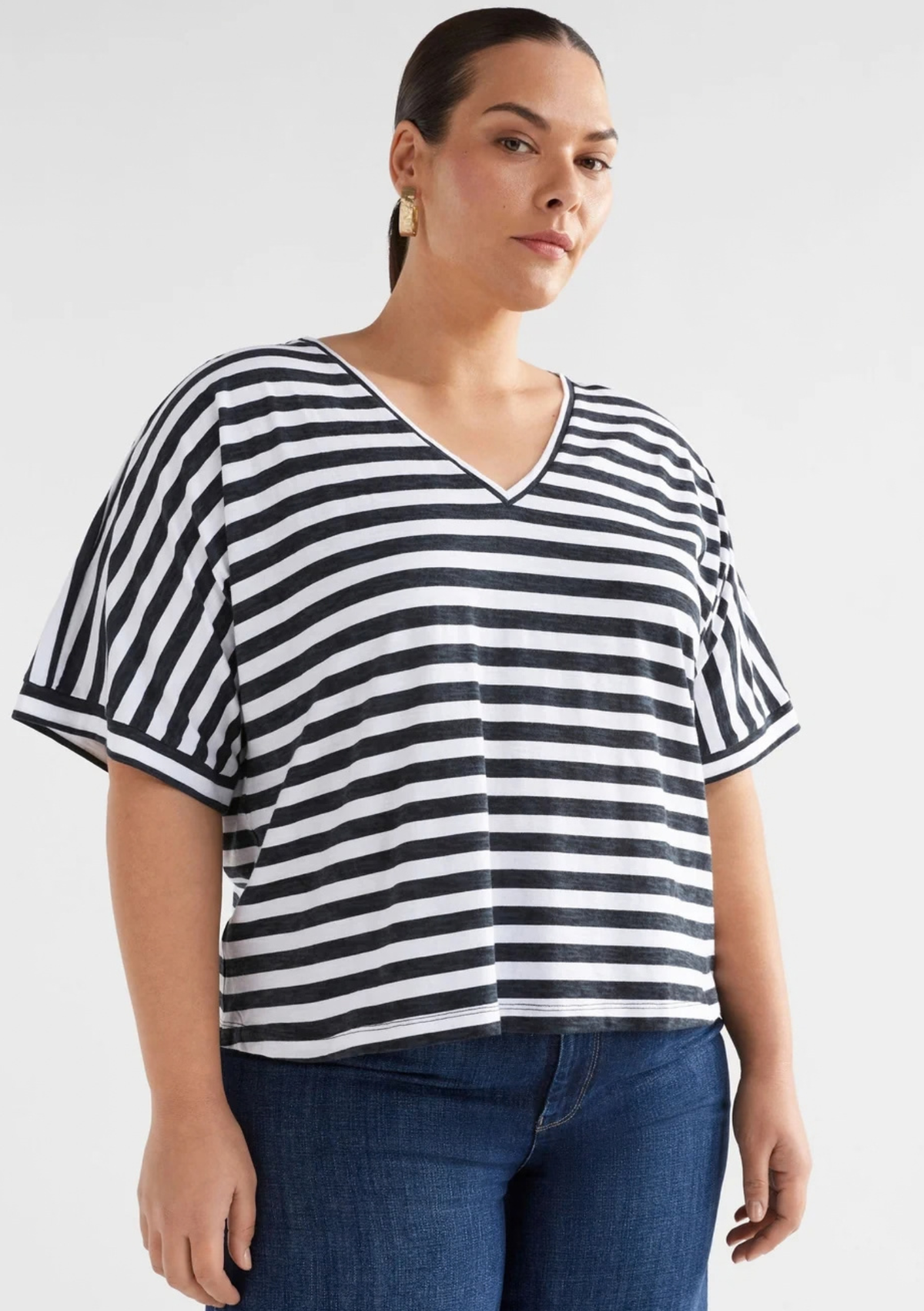 Elk Seter Tee - Black / White