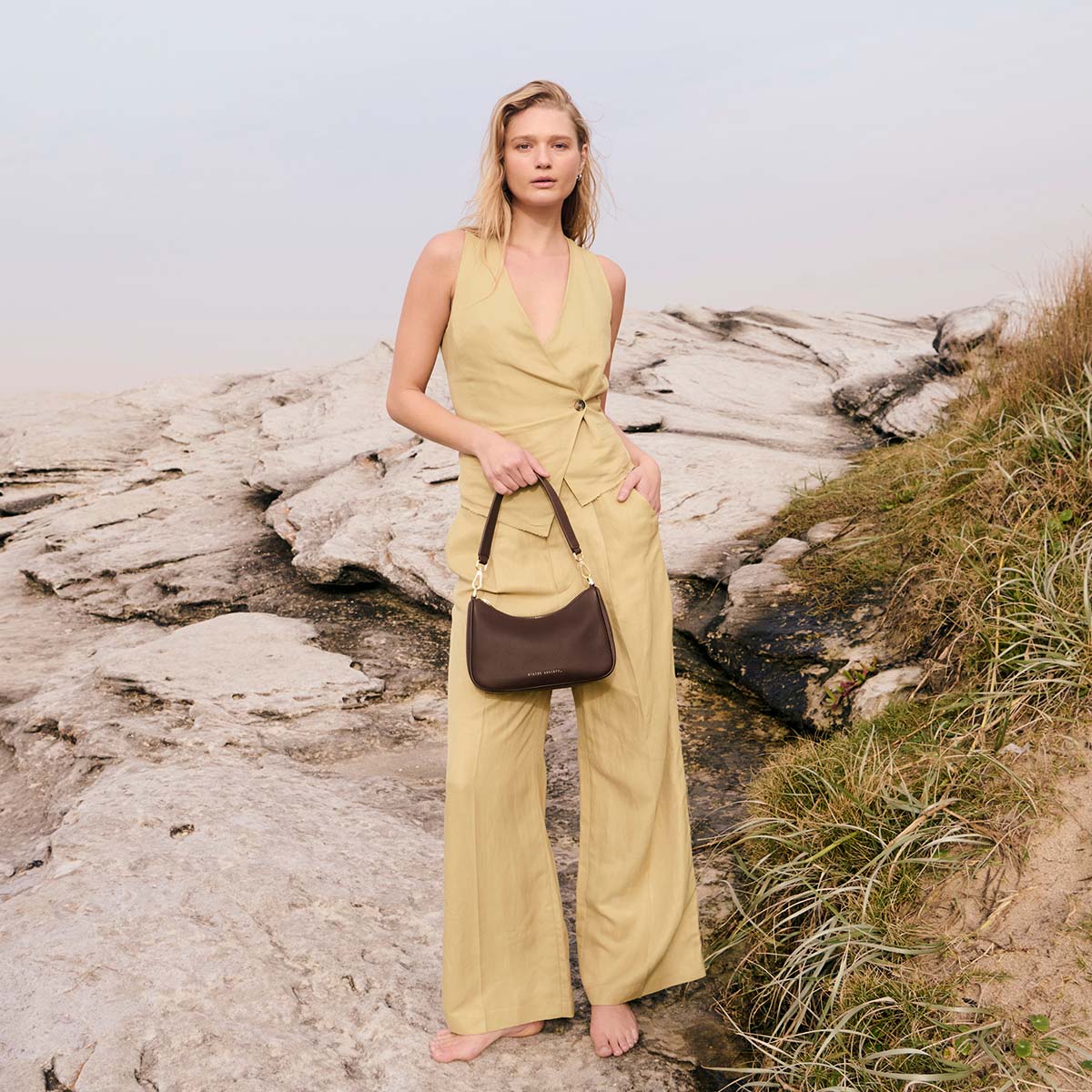 Look Both Ways Bag - Cocoa / Brushed Gold