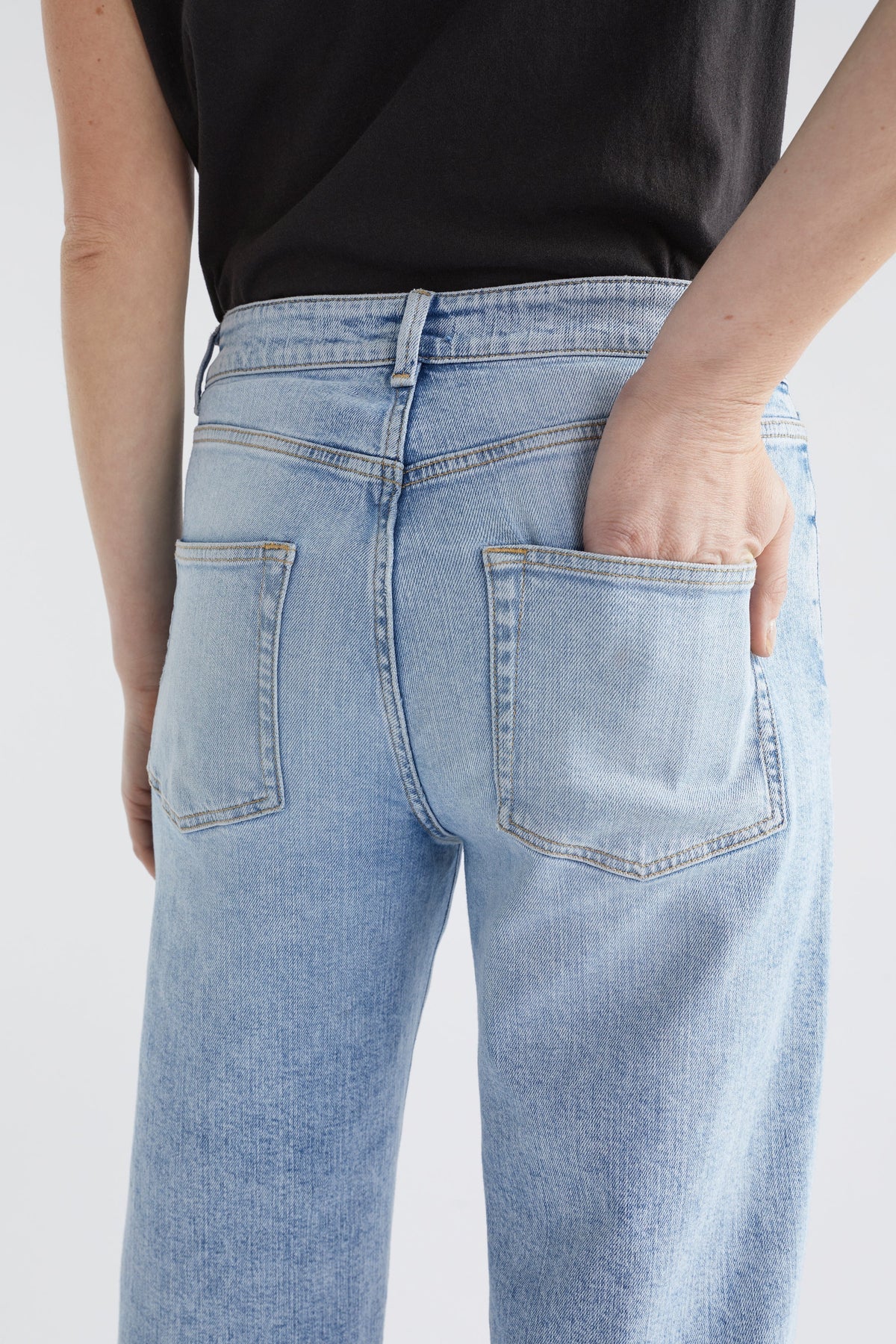 Elk CLEARANCE Ven Jean - Light Wash