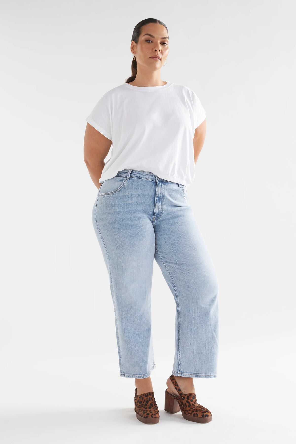 Elk CLEARANCE Ven Jean - Light Wash