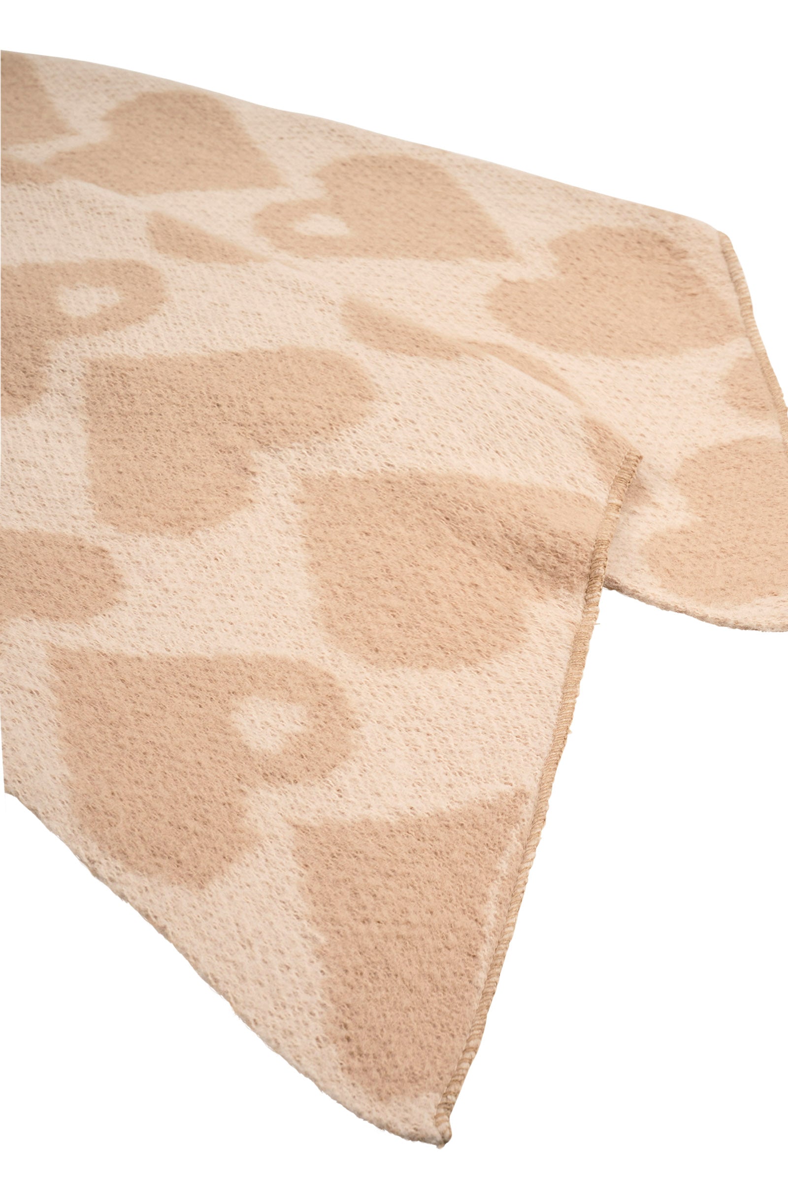 Vermont Heart Scarf - Latte