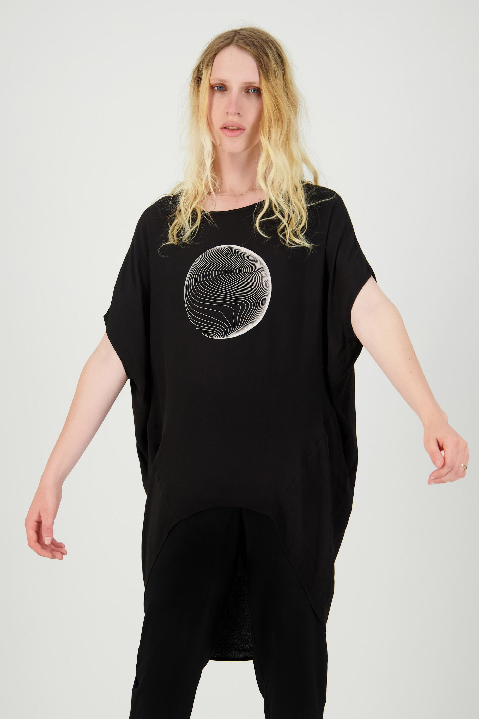 CLEARANCE Ascend Top - Orb on Black