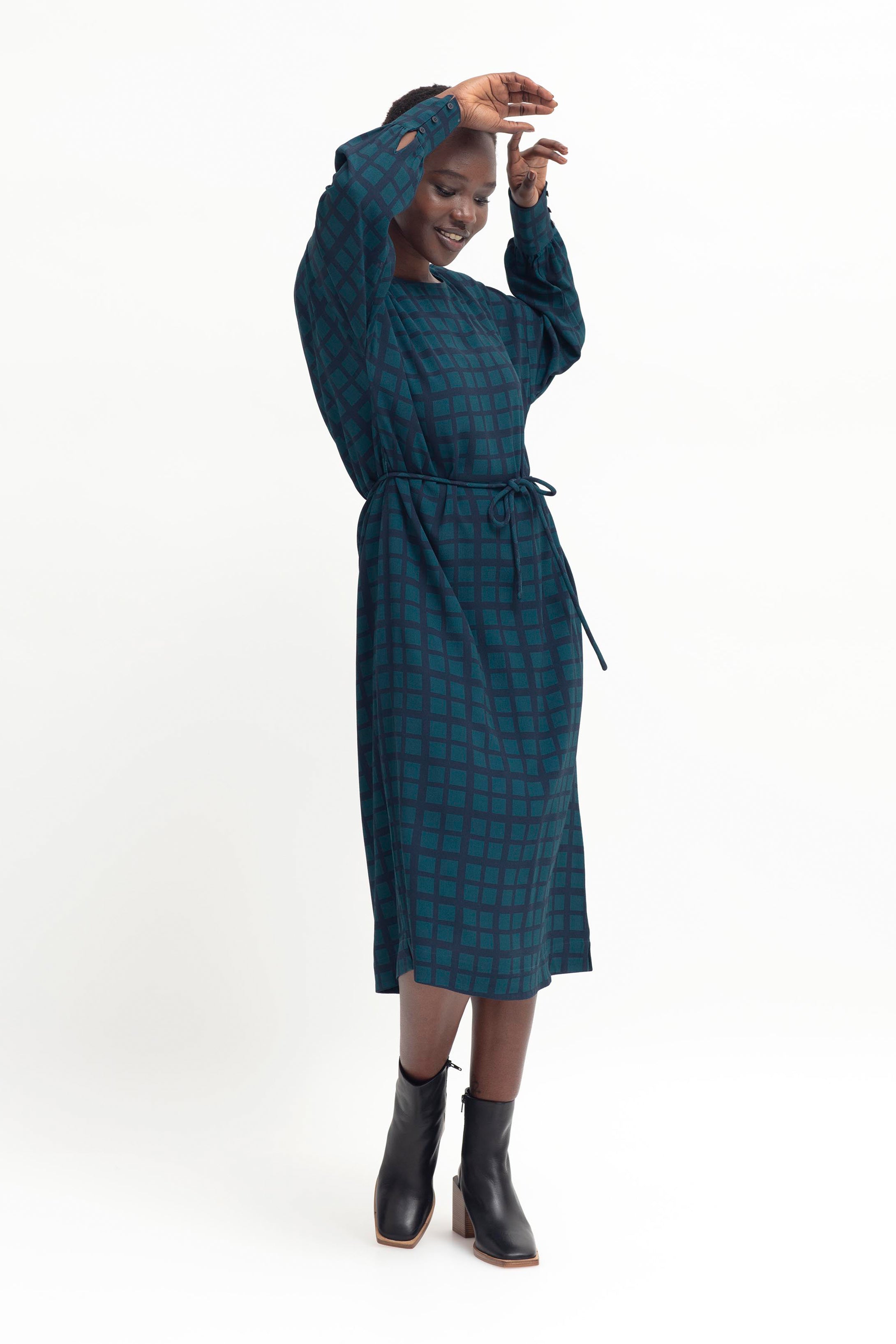 Krata Dress - Navy / Kombu Green Check